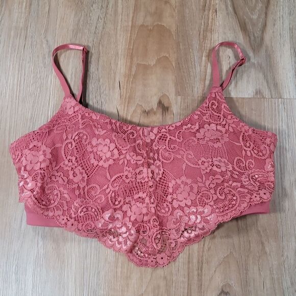 🔺️Fabletics Dusty Pink "Vicky" Lace Athletic Bra Medium - Picture 2 of 10